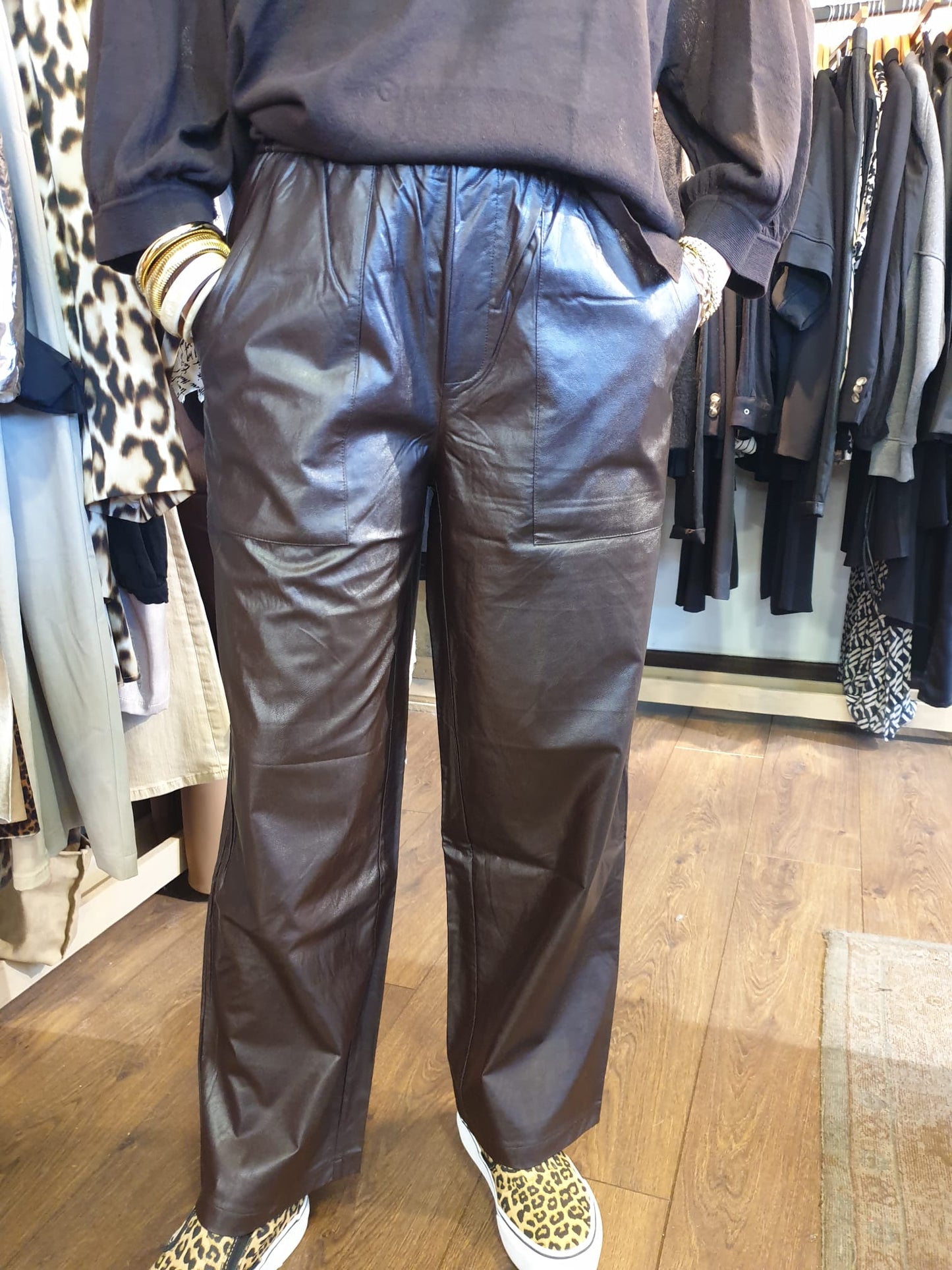 Pantalon Simili Choco Oui